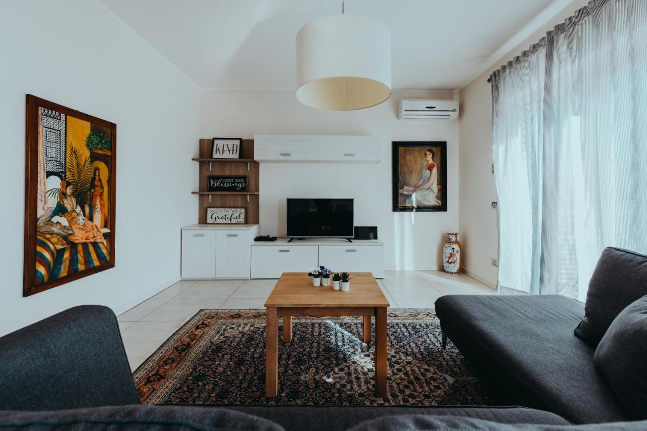 The Attico Apartment Padenghe sul Garda Ngoại thất bức ảnh
