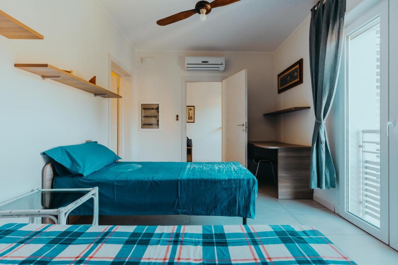 The Attico Apartment Padenghe sul Garda Ngoại thất bức ảnh