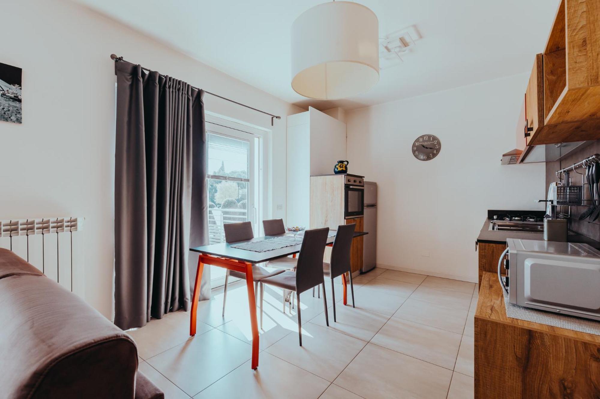 The Attico Apartment Padenghe sul Garda Ngoại thất bức ảnh