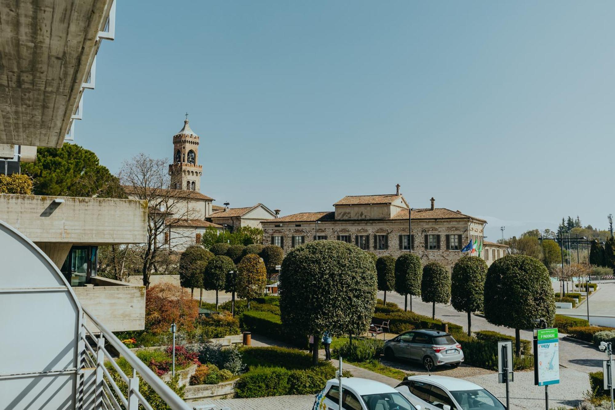 The Attico Apartment Padenghe sul Garda Ngoại thất bức ảnh
